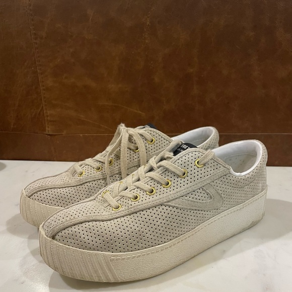 Tretorns size 7 - Picture 4 of 8